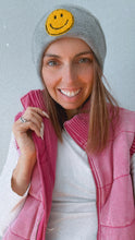 Load image into Gallery viewer, Smiley Beanie