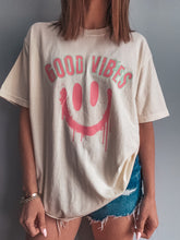 Load image into Gallery viewer, Good Vibes Tee
