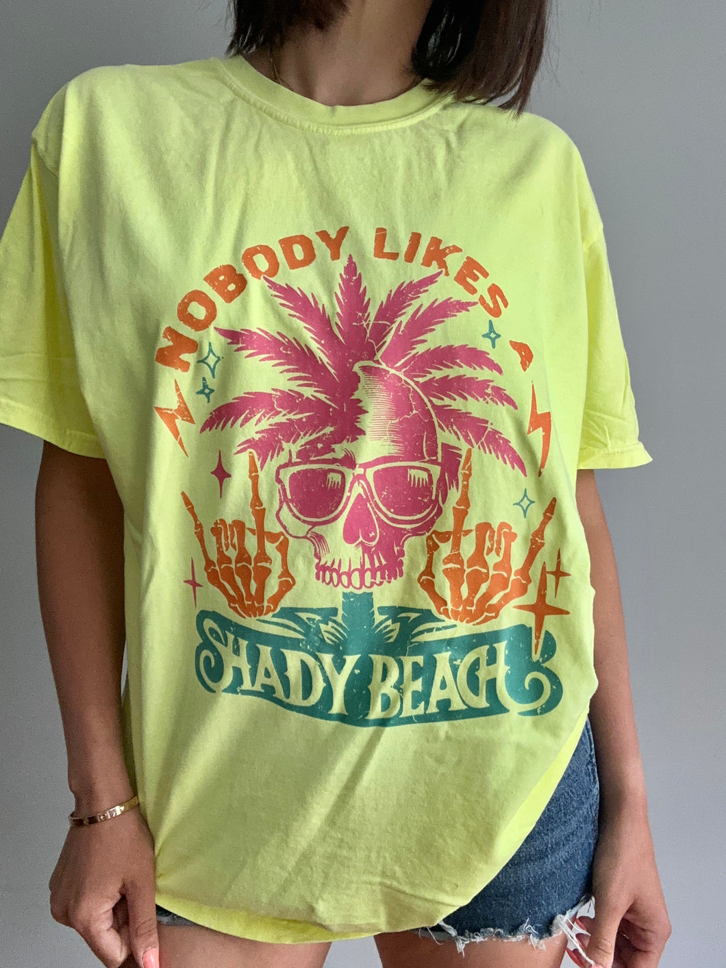 SHADY BEACH Tropical Tee