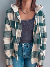 Load image into Gallery viewer, Evergreen Hooded Flannel
