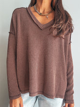 Load image into Gallery viewer, Willow Everyday Top- Brown
