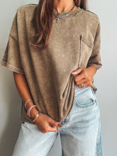 Load image into Gallery viewer, Maple Pocket Tee
