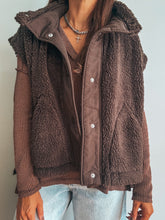 Load image into Gallery viewer, Willow Everyday Top- Brown
