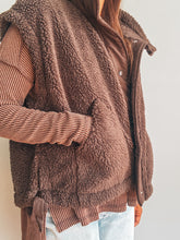 Load image into Gallery viewer, Willow Everyday Top- Brown
