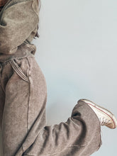 Load image into Gallery viewer, Olive Cozy Wide Leg Sweatpants
