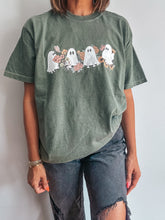 Load image into Gallery viewer, Floral Ghosts Tee
