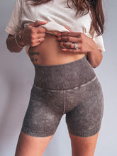 Load image into Gallery viewer, The East End Biker Shorts- Brown
