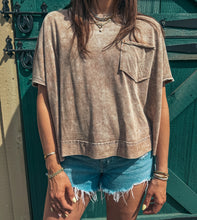 Load image into Gallery viewer, Weekend Tee - Brown
