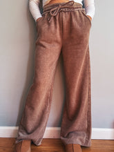 Load image into Gallery viewer, Mocha Cozy Wide Leg Sweatpants

