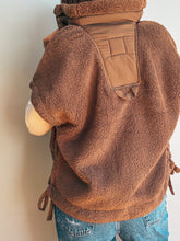 Load image into Gallery viewer, Upper East Side Sherpa Vest
