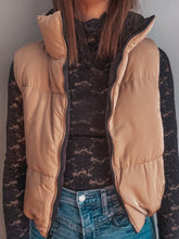 Load image into Gallery viewer, Reversible Puffer Vest
