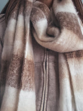 Load image into Gallery viewer, Aspen Scarf
