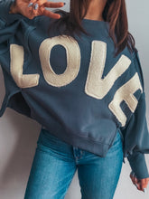 Load image into Gallery viewer, LOVE Pullover
