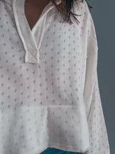 Load image into Gallery viewer, Winters Whisper Blouse
